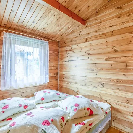 Karmazynowy Raj * Dąbki